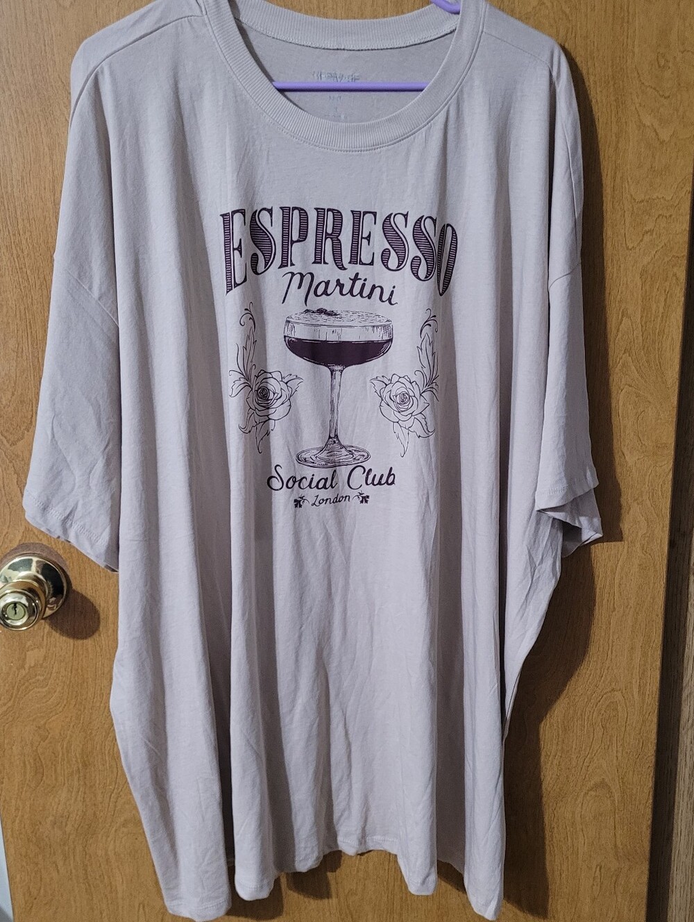 Heritage by Torrid Espresso Martini Social Club Graphic Tee Size 3 (3X) Beige